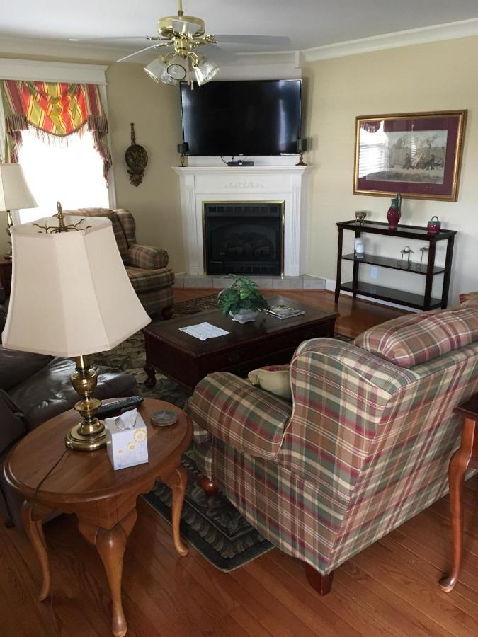 Downtown Abode In The Heart Of The Bourbon Trail Villa Lebanon Eksteriør bilde
